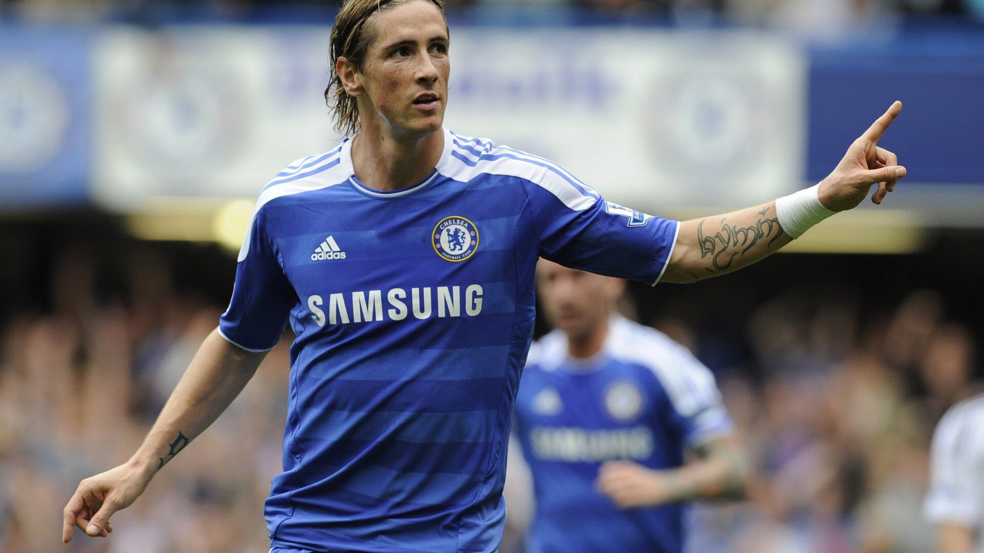 前场站位灵活打乱盯防节奏